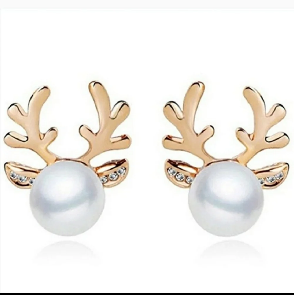 Reindeer Earrings Gold Tone with Faux Pearl New